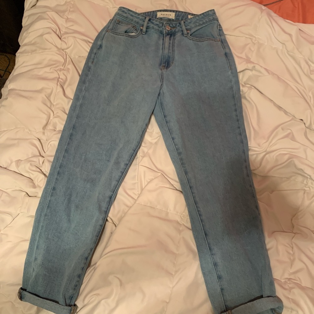 Mom jeans